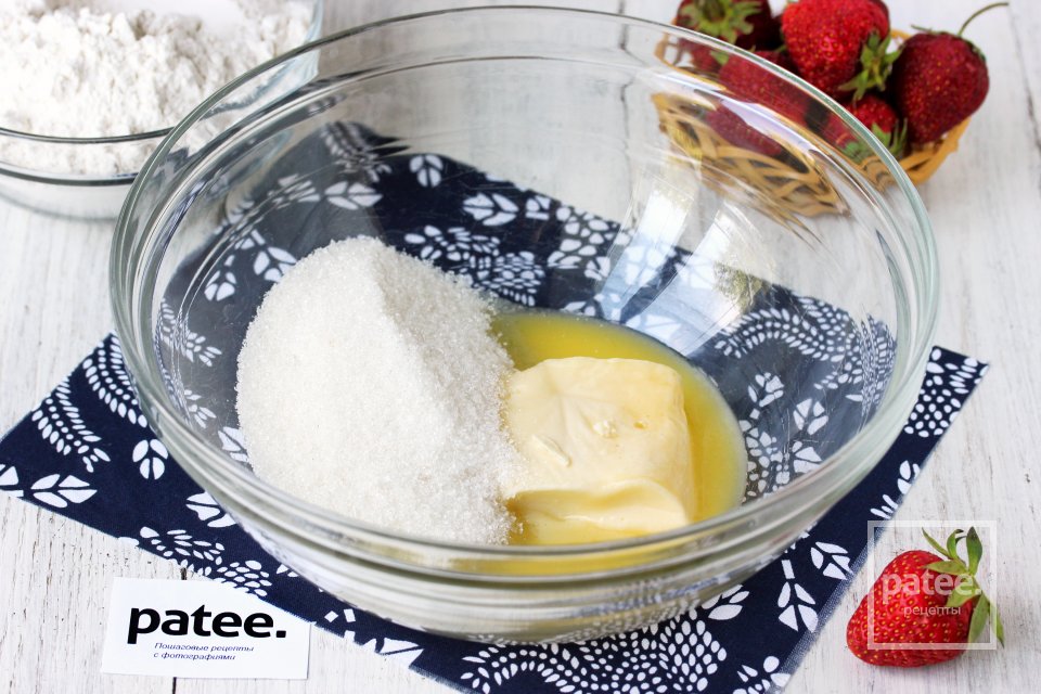 Маффины с клубникой - Шаг 2