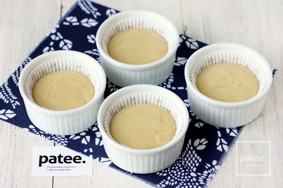 Маффины с клубникой - Шаг 9