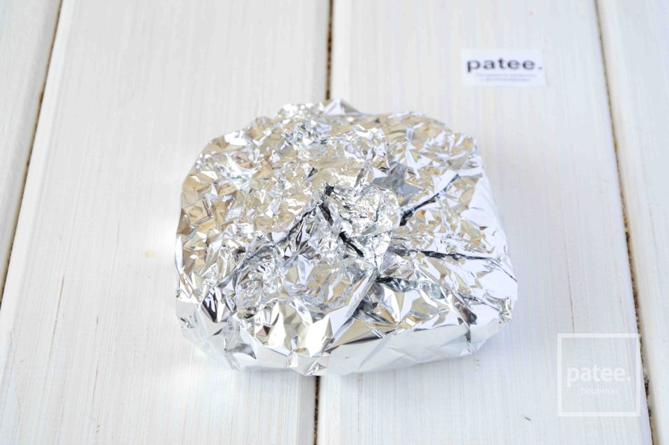 Толстолобик запеченный в духовке под соусом из йогурта - Шаг 4