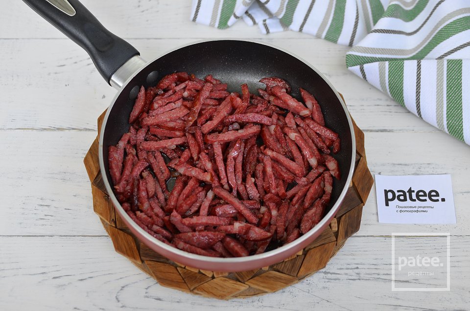 Гороховый суп с копченой колбасой - Шаг 8