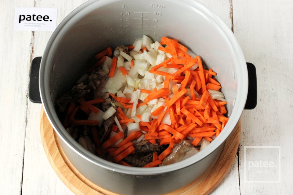 Нудли с курицей и картофелем в мультиварке - Шаг 6