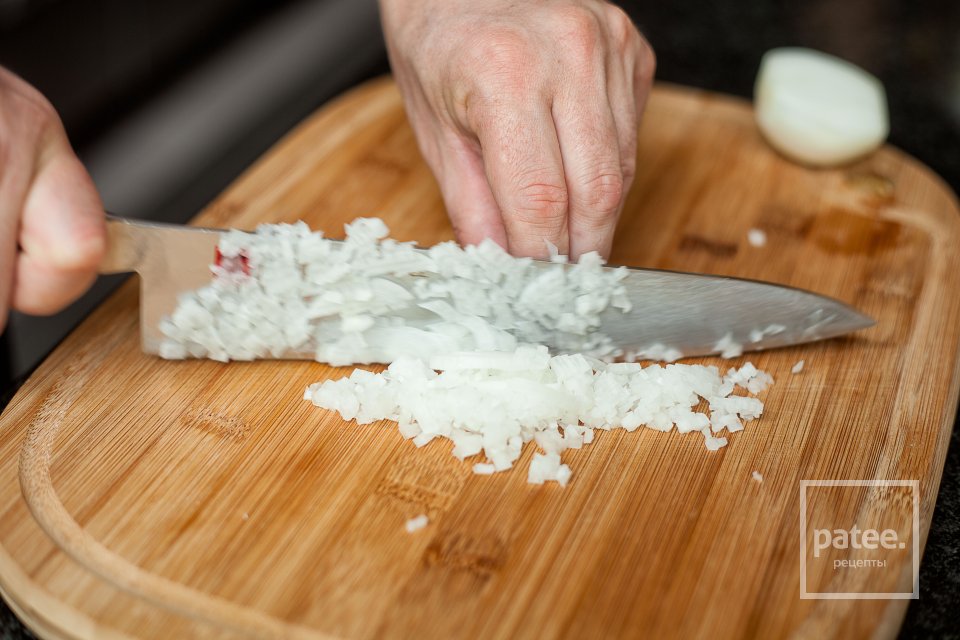 Стейк в грибном соусе - Шаг 3