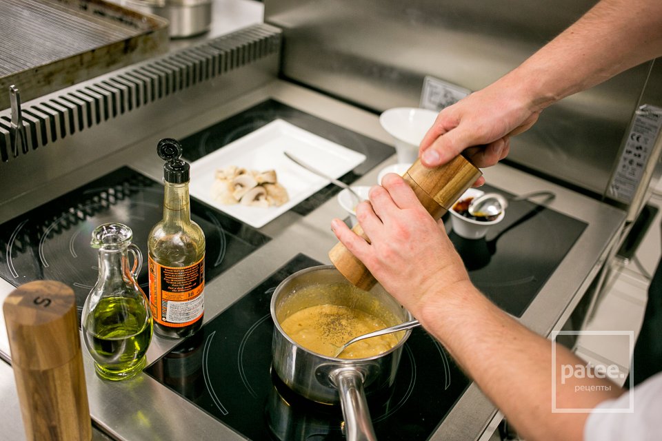 Стейк в грибном соусе - Шаг 14