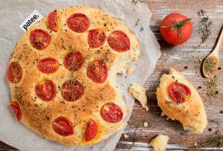 Фокачча с помидорами