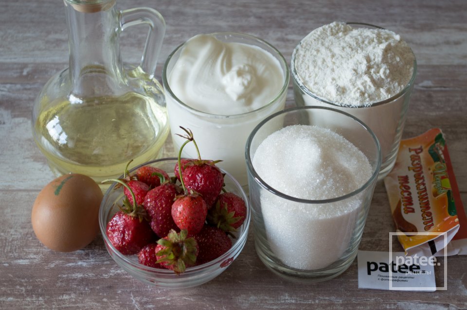 Кексы с клубникой - Шаг 1