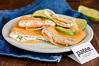 Сырные блины с творогом и лососем