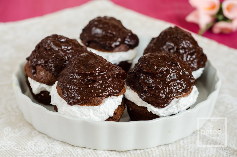 Шоколадные кексы со сливочной прослойкой - Шаг 16