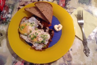 Яичница с салом