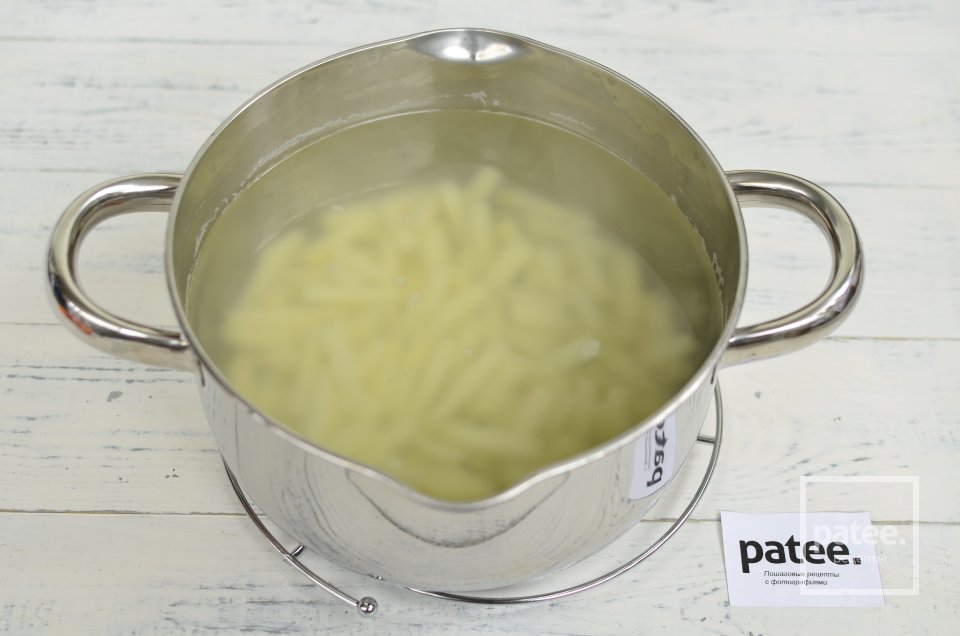 Рисовый суп с рыбной консервой - Шаг 3