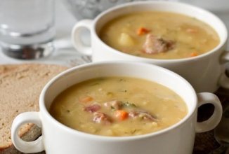 Гороховый суп с ребрышками