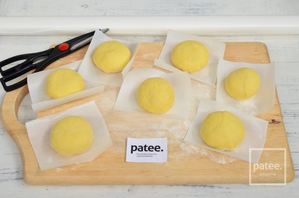 Berliner - Пончики с клубничным джемом - Шаг 13