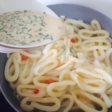 Нежные кальмары в сливочном соусе. - Шаг 4