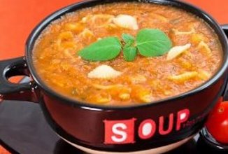 Томатный крем-суп с макаронами