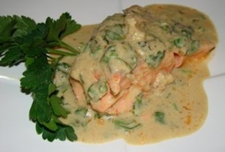 Ишхан (форель) с ореховым соусом