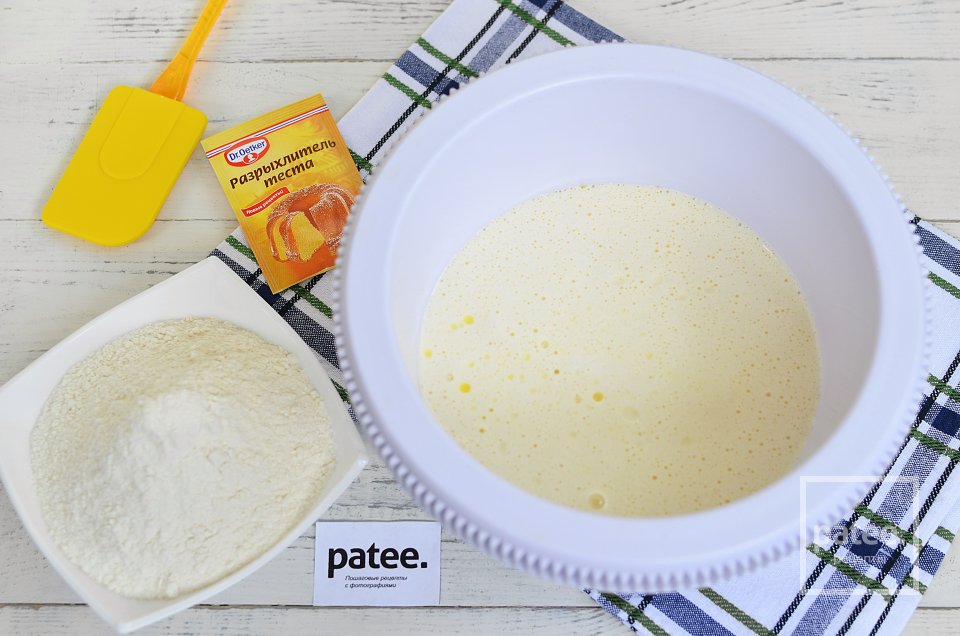 Вкусный пирог с вишней - Шаг 6