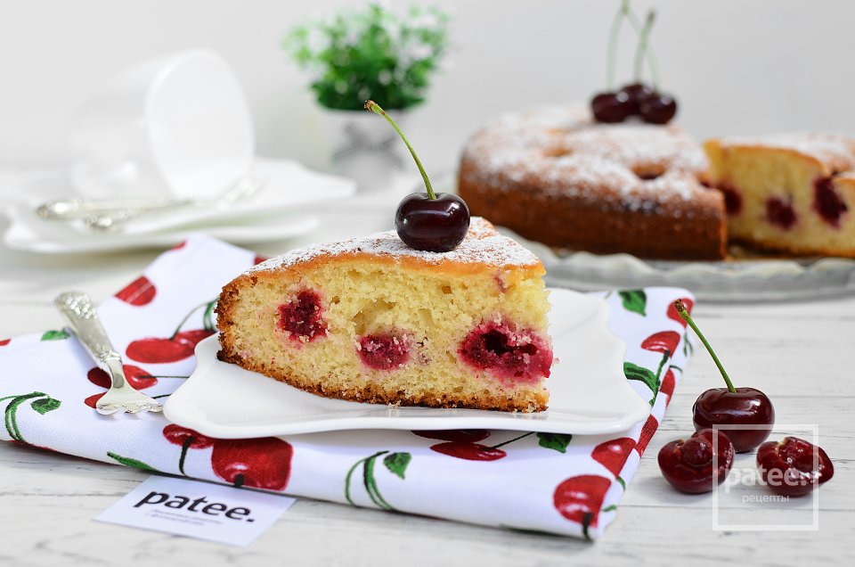 Вкусный пирог с вишней - Шаг 10