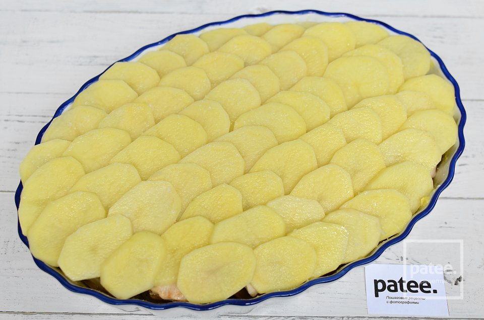 Запеканка с курицей и грибами под сырной корочкой - Шаг 13