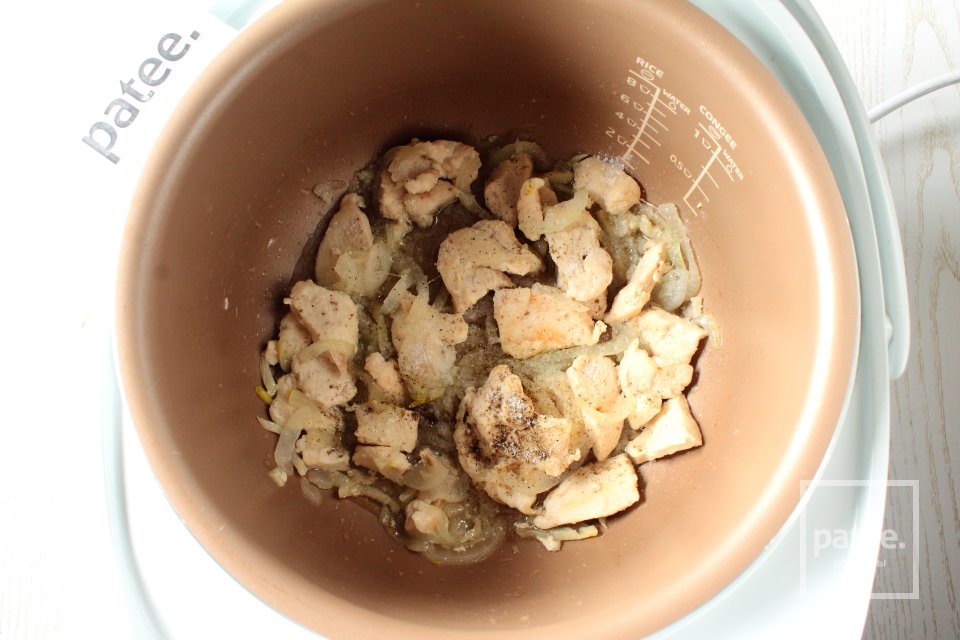 Макароны с курицей в мультиварке - Шаг 7