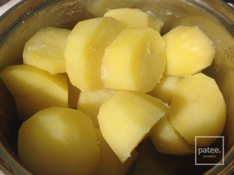 Крокеты картофельные с начинкой из крабового мяса - Шаг 2