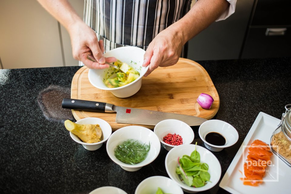 Салат из форели с дымком - Шаг 5