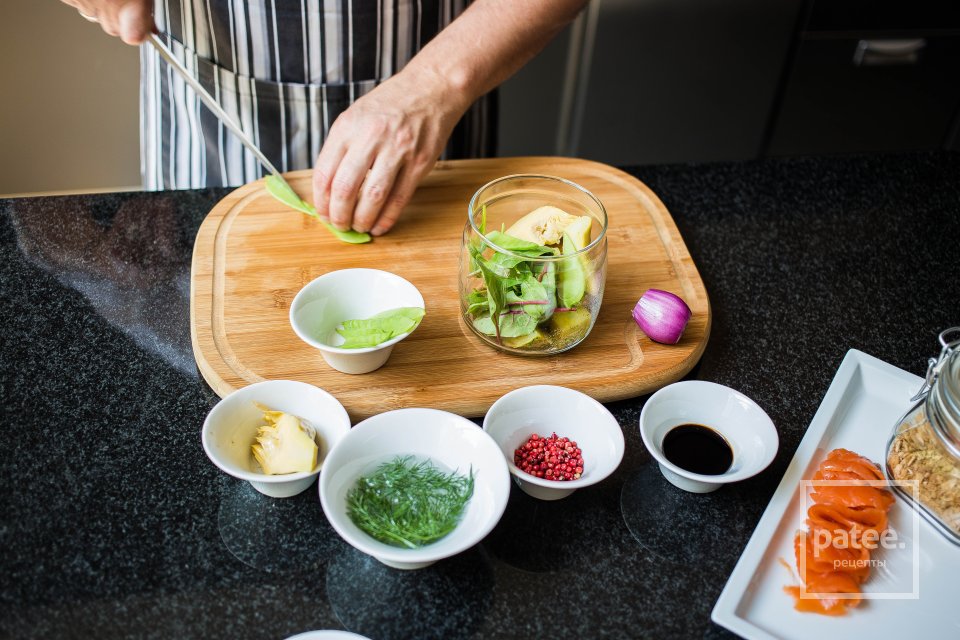 Салат из форели с дымком - Шаг 10