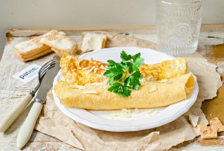 Омлет с сыром