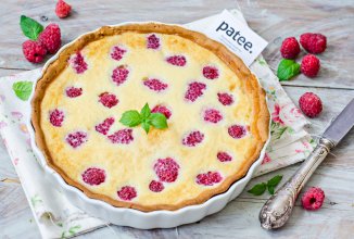 Тарт с малиной и запеченным белым шоколадом