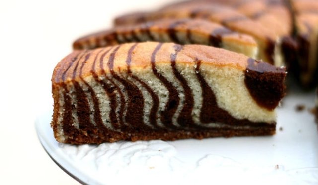 Бисквитный торт "Зебра"