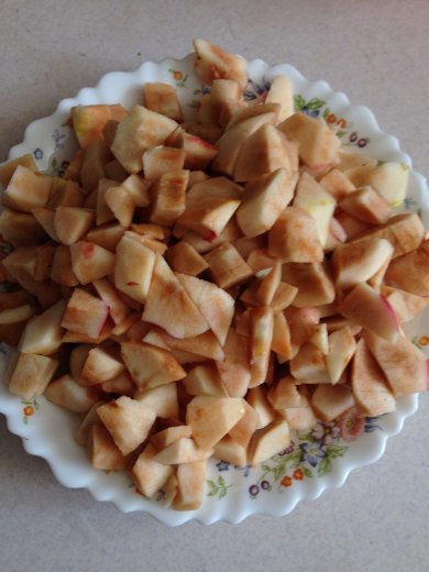 Штрудель с яблоками и черешней. - Шаг 1