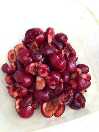 Штрудель с яблоками и черешней. - Шаг 2