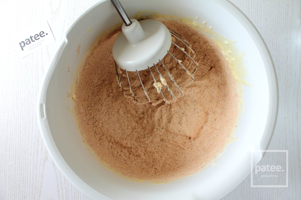 Медовик в мультиварке - Шаг 8