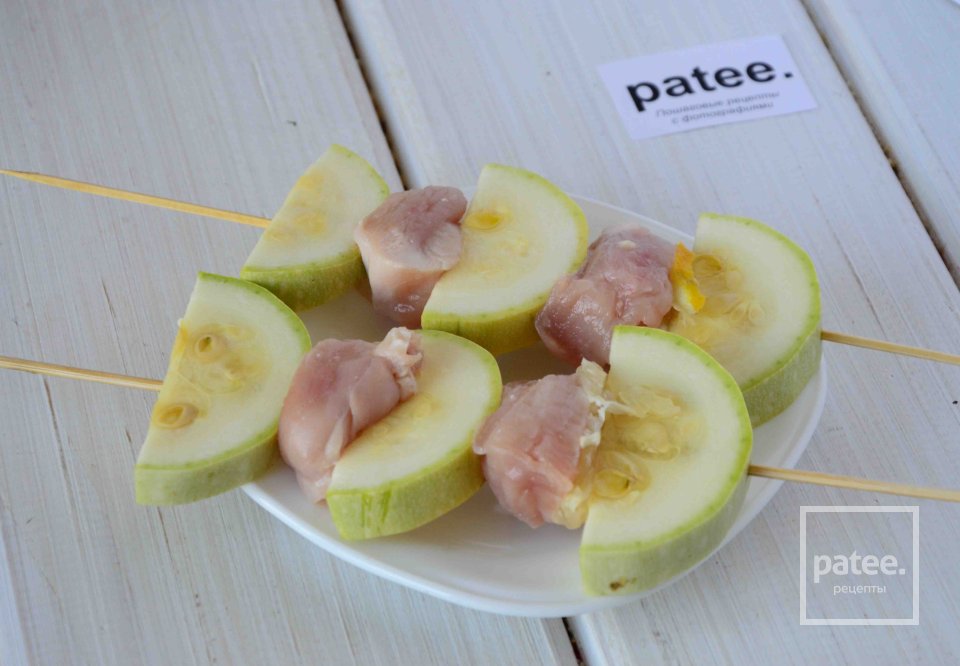 Шашлычки из курицы с кабачками - Шаг 7