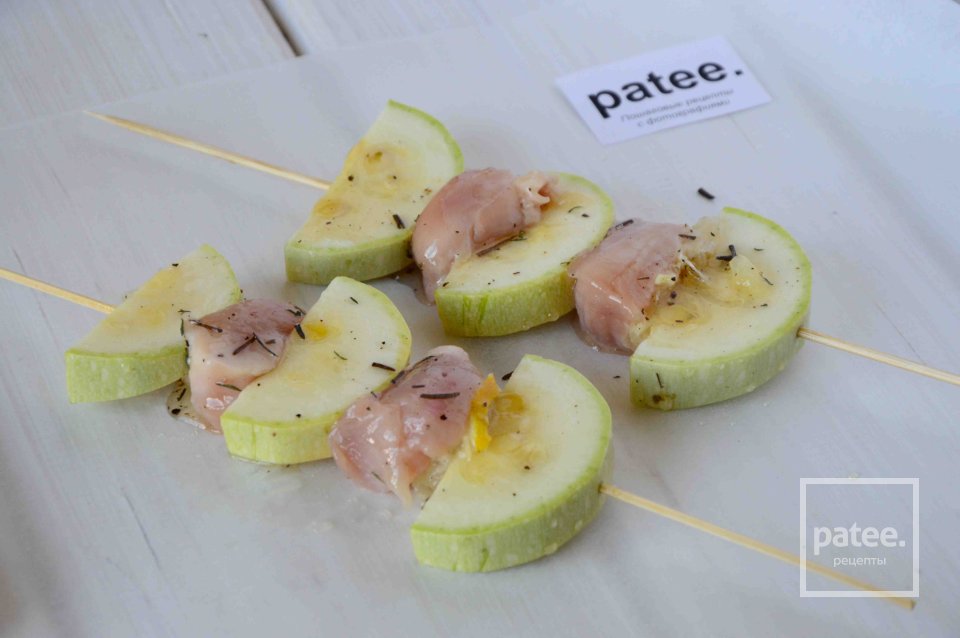 Шашлычки из курицы с кабачками - Шаг 8