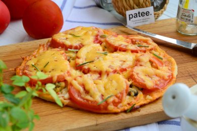 Рецепт Пицца с креветками и двумя видами сыра