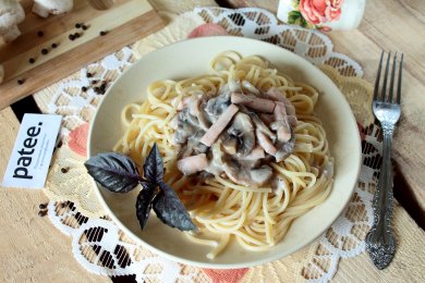 Рецепт Паста с ветчиной и грибами