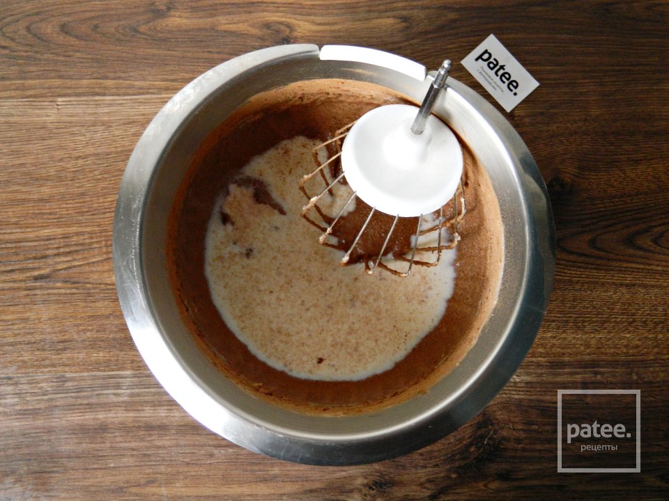 Шоколадные кексы с голубикой - Шаг 6