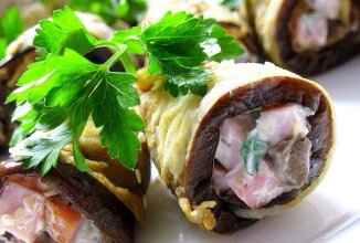 Рулетики из баклажанов