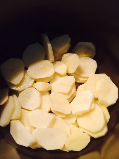 Жаркое с курицей в мультиварке - Шаг 1