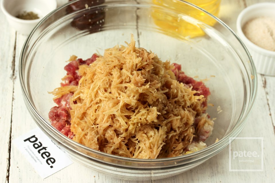 Котлеты с тёртым картофелем - Шаг 4