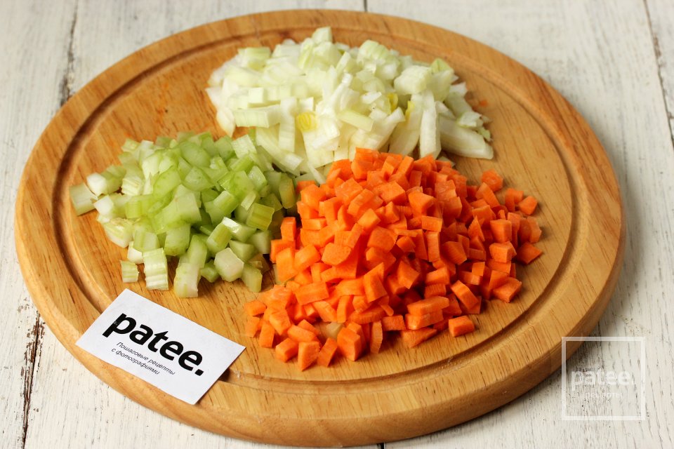 Сырный суп с крапивой - Шаг 3