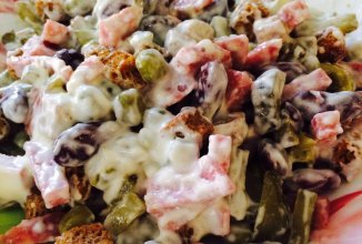 Салат Пикантный с сухариками