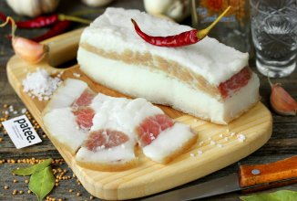 Сало в чесночном маринаде