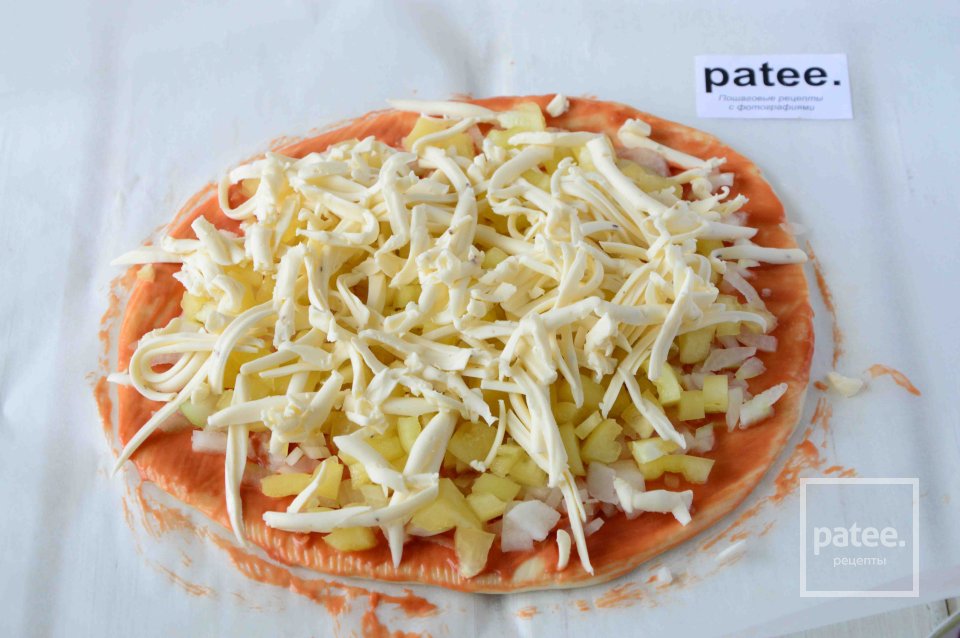 Пицца с копченой свиной грудкой - Шаг 7