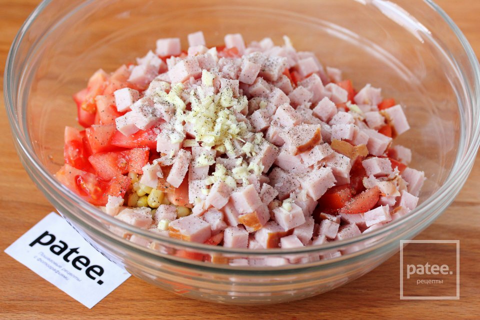 Салат Хрустик с ветчиной и сухариками - Шаг 10