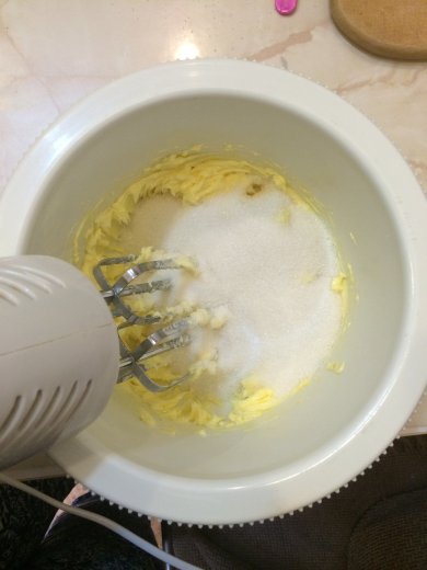 Шоколадный пирог с орехами - Шаг 2