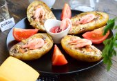 Картофельные лодочки с креветками