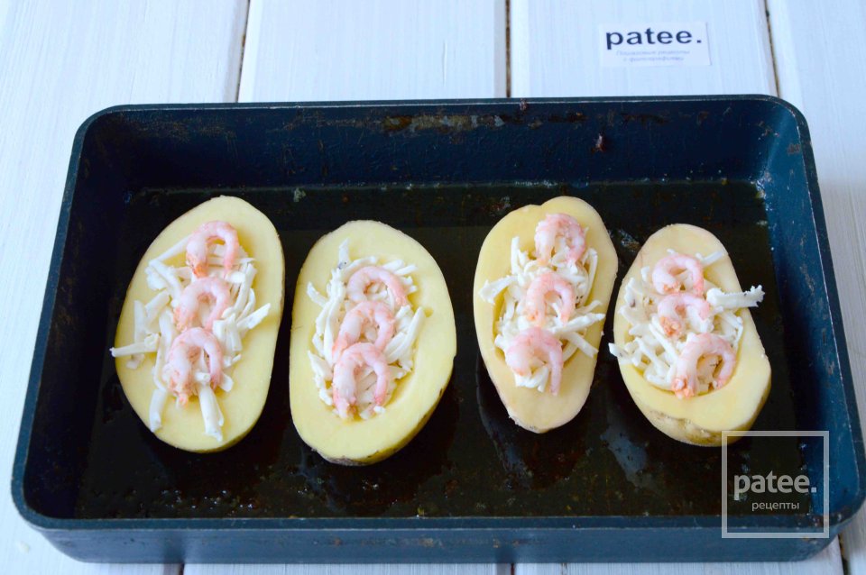 Картофельные лодочки с креветками - Шаг 6