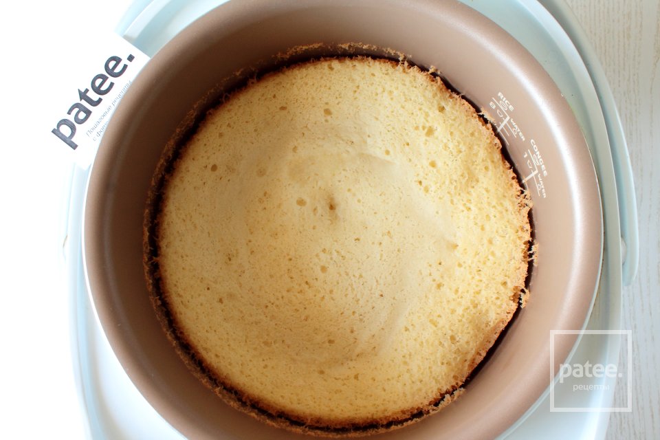 Бисквит с грушами в мультиварке - Шаг 9