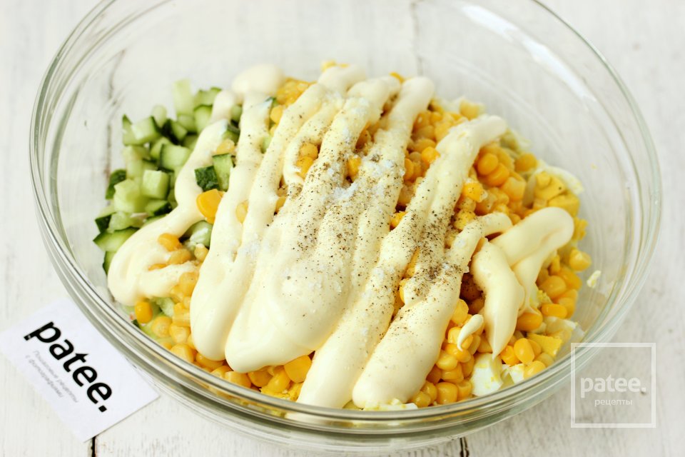 Салат с куриным мясом и крабовыми палочками - Шаг 10