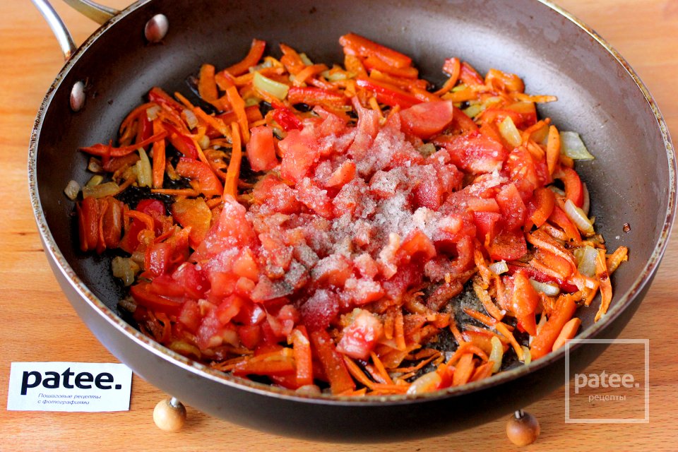 Фунчоза с кальмарами и овощами - Шаг 7